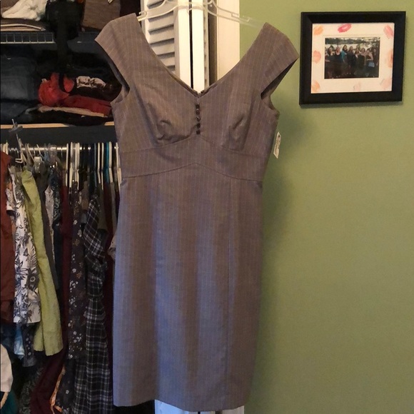 Antonio’s Melani gray pin striped dress sz6 - Picture 2 of 3